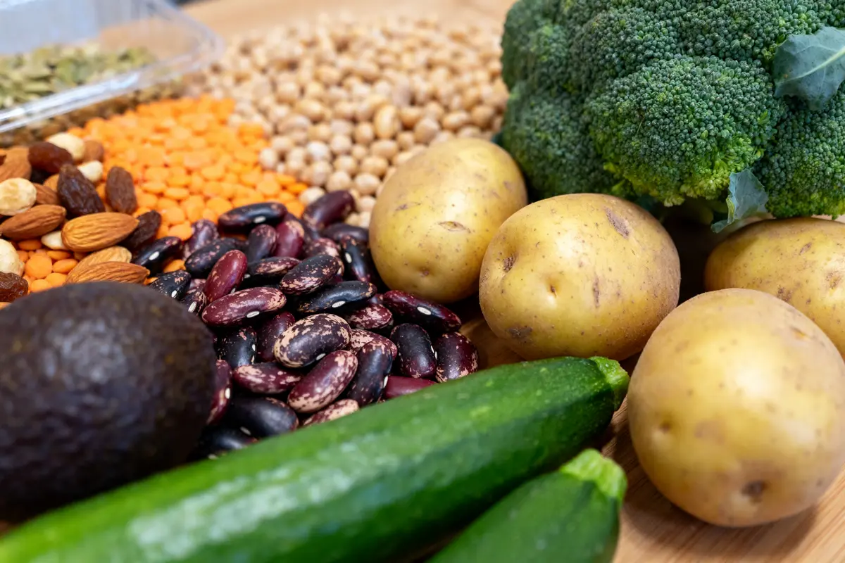 Légumes, légumineuses, fruits secs et pommes de terre, aliments à éviter pour le potassium élevé